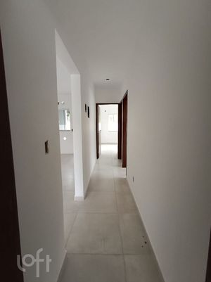Image 24 - 879211