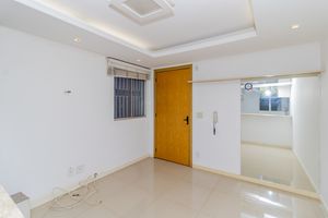 Image 3 - 879214