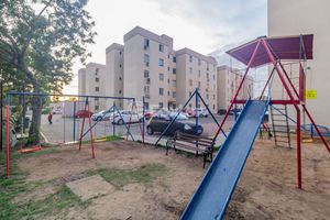 Image 1 - 879214