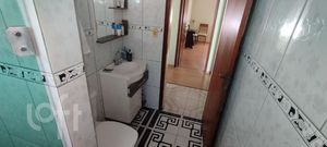 Image 11 - 879217