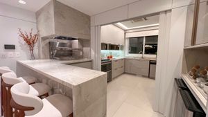 Image 19 - 879219
