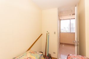 Image 9 - 879220