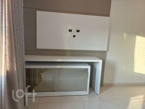 Image 10 - 879232