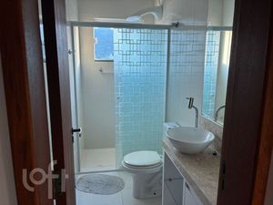 Image 8 - 879232