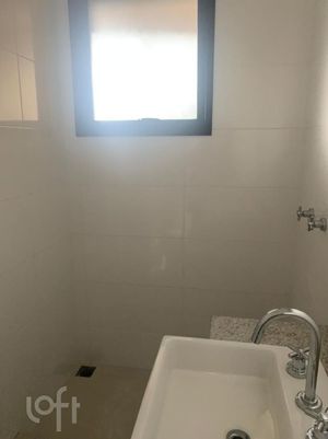 Image 8 - 879239