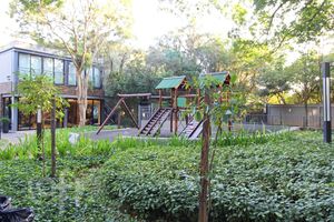 Image 48 - 879239
