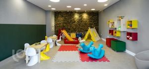 Image 32 - 879239