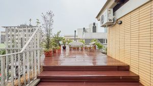 Image 36 - 879248