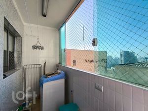 Image 9 - 879249