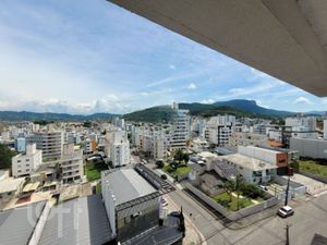 Image 18 - 879254