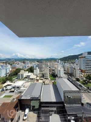 Image 17 - 879254