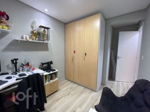 Image 19 - 879262