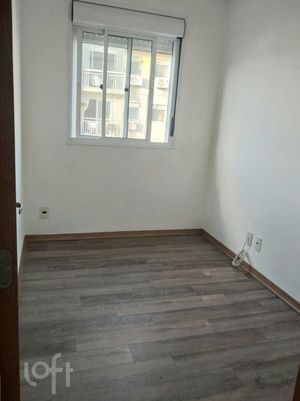 Image 21 - 879265