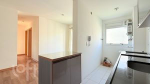 Image 4 - 879265
