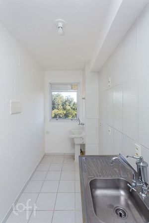 Image 4 - 879269