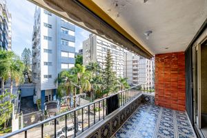 Image 3 - 879277