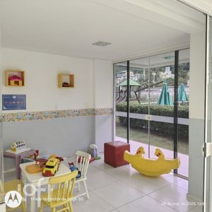 Image 17 - 879278
