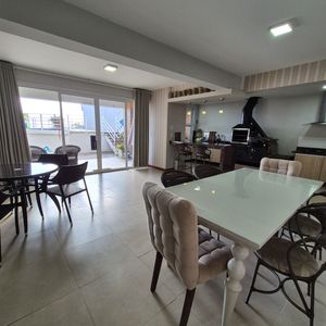 Image 20 - 879279