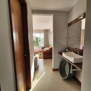 Image 23 - 879279