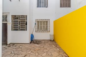 Image 14 - 879324