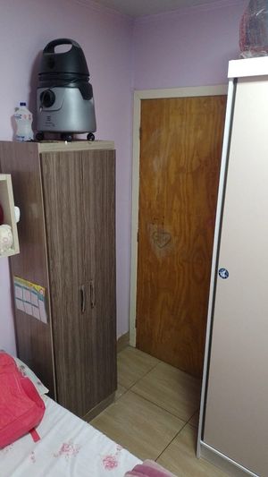 Image 9 - 879324