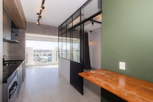 Image 14 - 879326