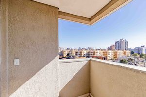 Image 3 - 879332