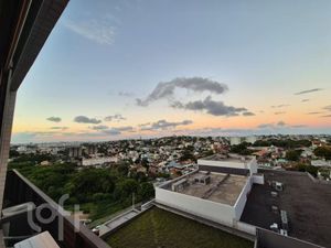 Image 9 - 879334