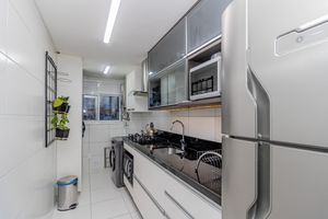 Image 31 - 879347
