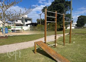 Image 7 - 879360