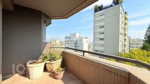 Image 23 - 879365