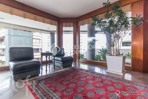 Image 6 - 879365