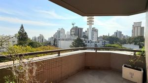 Image 22 - 879365