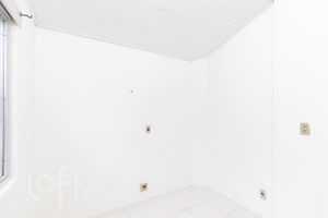 Image 20 - 879367