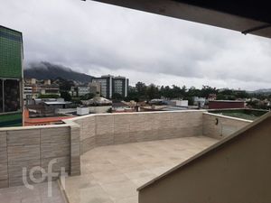 Image 7 - 879370