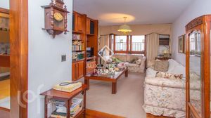 Image 10 - 879383