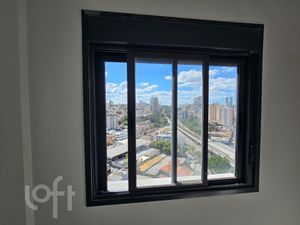 Image 11 - 879384