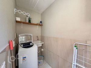 Image 12 - 879391