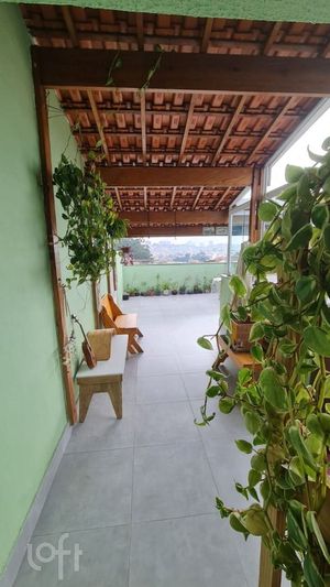Image 9 - 879429