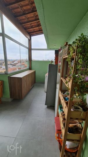 Image 11 - 879429