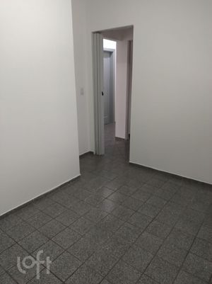 Image 11 - 879435