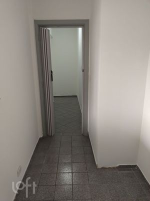 Image 16 - 879435