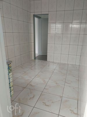 Image 4 - 879435