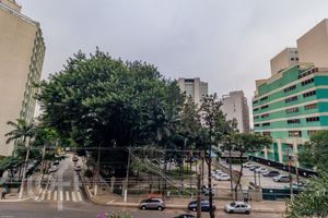 Image 12 - 879454