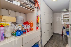 Image 46 - 879454