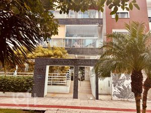 Image 1 - 879457