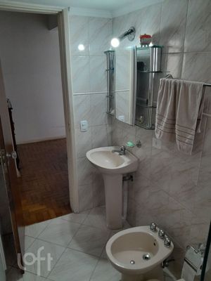 Image 13 - 879464