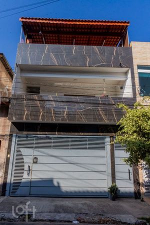 Image 39 - 879471