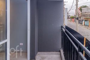 Image 9 - 879480