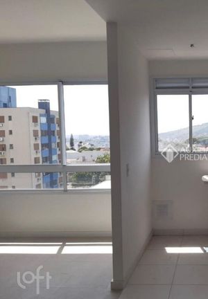 Image 4 - 879483